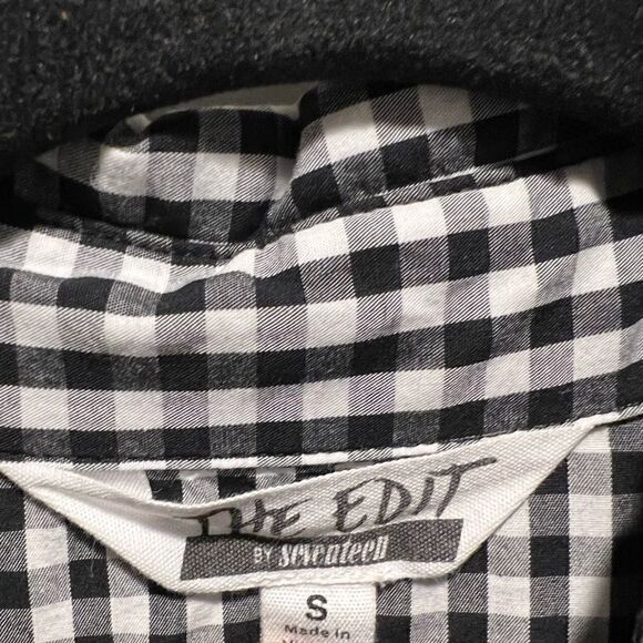 The Edit By Seventeen Juniors' Cotton Cold-Shoulder Shirtdress - Picture 6 of 6